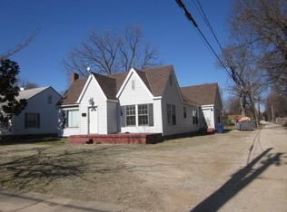 624 W Tahlequah Ave, Vinita, OK 74301