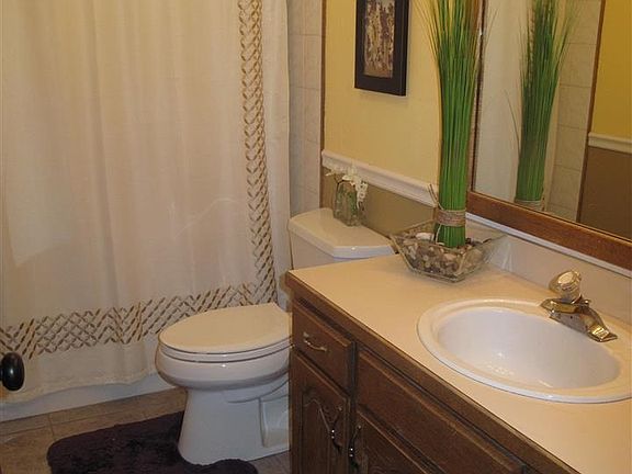 5th image of 2922 Silverwood Pl