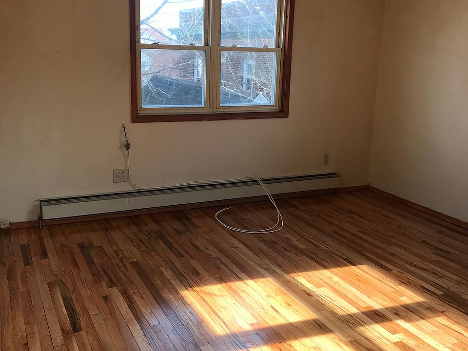 2nd image of 100-49 195th St #2