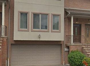 45 Hilliard Ave, Edgewater, NJ 07020