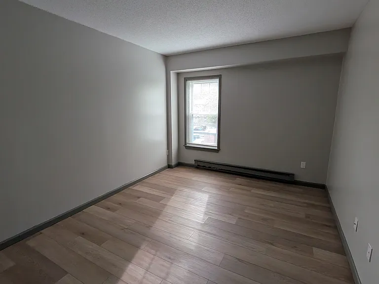 305B5 S Main St #B05 — Photo 5