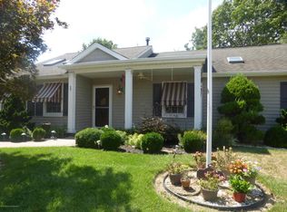 37 Bay Bridge Dr, Brick, NJ 08724