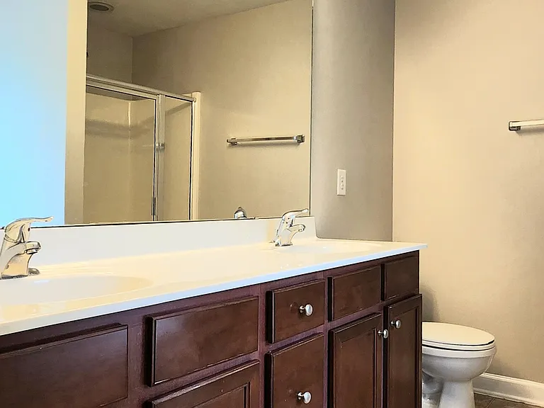 411 Five Pine Ct — Photo 15