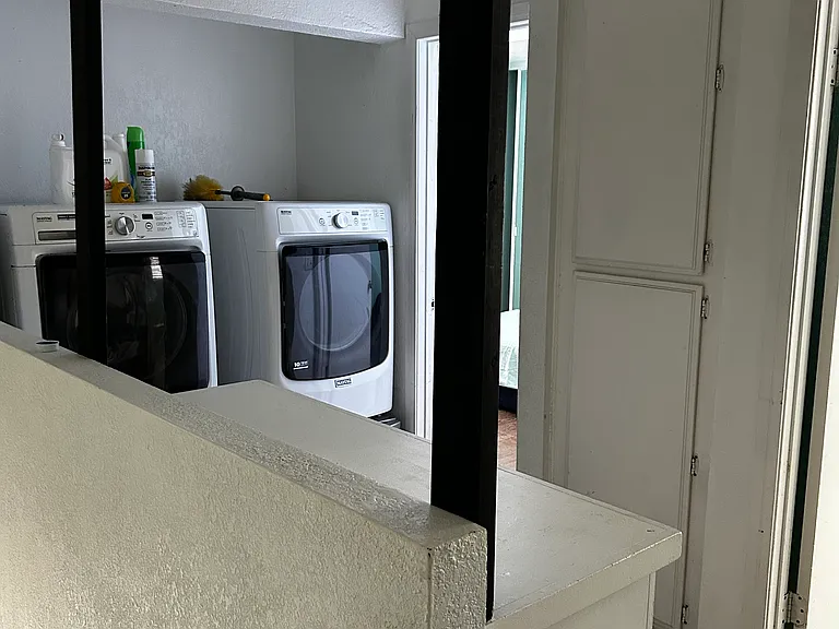 631 13th St #6 — Photo 39