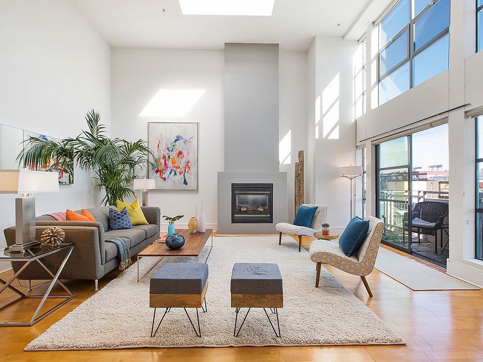 1st image of 139 Welsh St APT 11