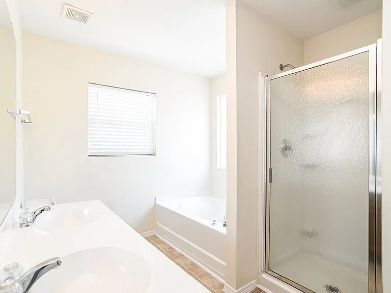 2222 Buckleigh Dr — Photo 11