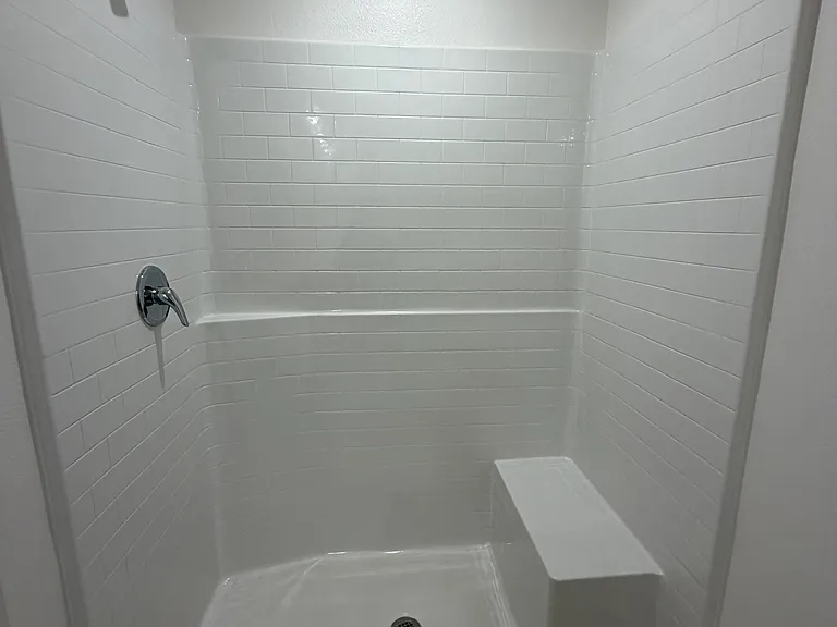 2090 Penn Dr — Photo 8