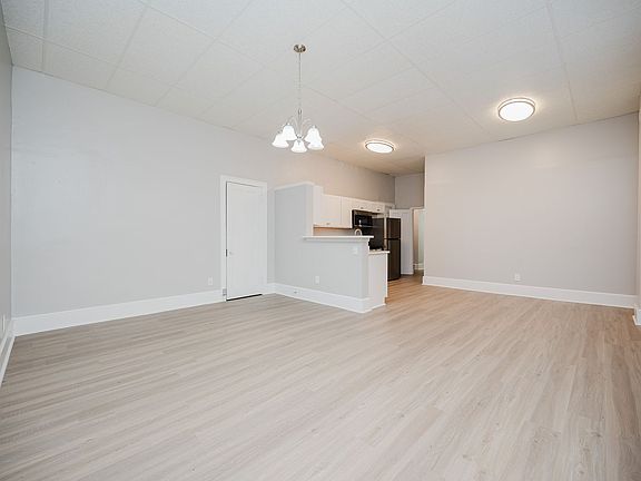 5th image of 1748 Williams Ave #12