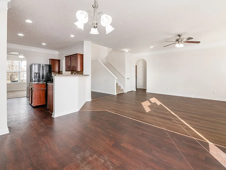265 Linda Lee Ln — Photo 15