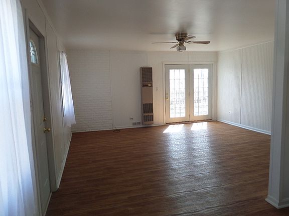 5th image of 133 Joanne Ln