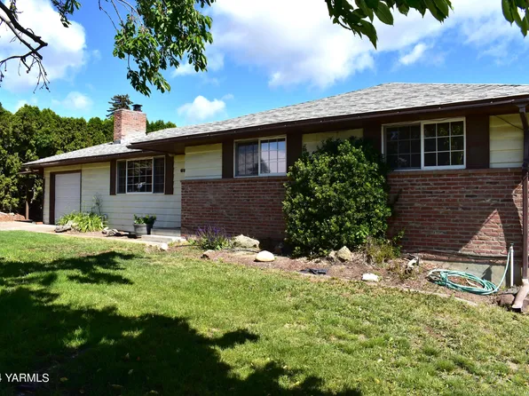 6513 W Chestnut Ave, Yakima, WA 98908