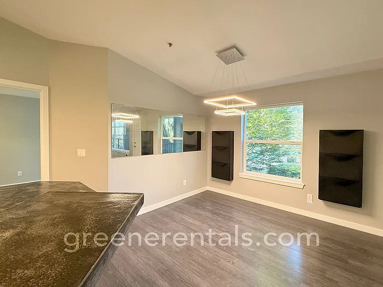 2210 Tolmie Ave #C-1 — Photo 10
