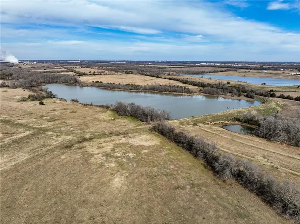 29990 County Road 22800, Paris, TX 75460