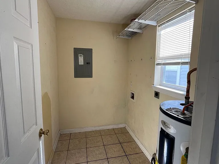 220 Seahorse Way — Photo 4