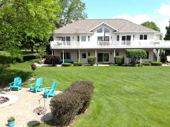 25315 Island View Ln, Sturgis, MI 49091