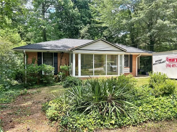 1540 Berkeley Ln, Atlanta, GA 30329
