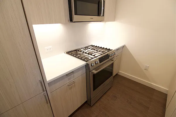 Rented by Oxford Property Group | media 19