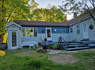 211 Lakeshore Dr #BASEMENT, Rensselaer, NY 12144