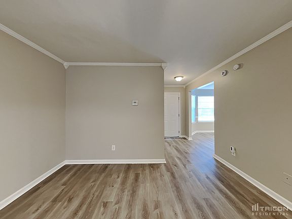 3rd image of 2038 Mulberry Ln