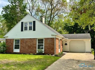 6631 Coppersmith Rd, Sylvania, OH 43560