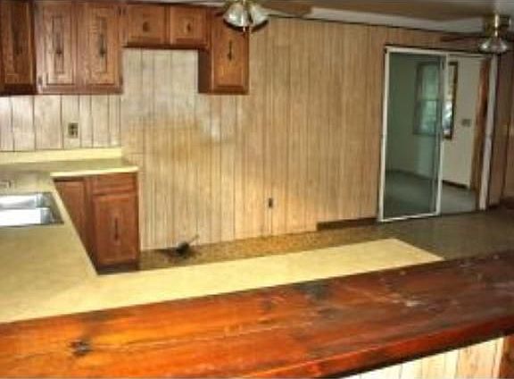5th image of 9 Laurel Ave