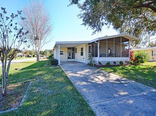 421 Santa Fe Rd, Tavares, FL 32778