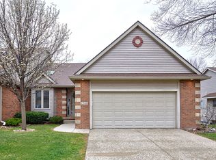 2360 NW 150th St, Clive, IA 50325