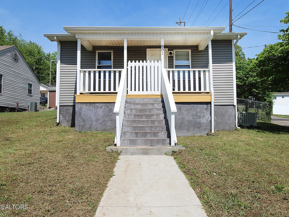 1st image of 801 W Emerald Ave