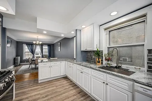 442 Elmwood Ave #2 — Photo 9