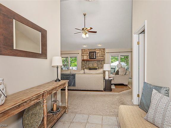 3rd image of 5766 Green Cir