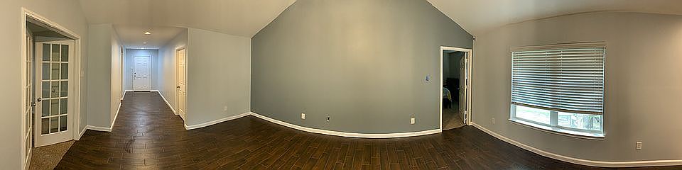 2nd image of 1015 Arnica St