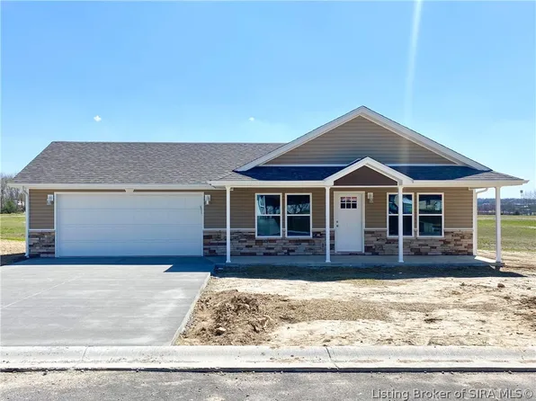 1221 Ironwood Pass Avenue, Scottsburg, IN 47170