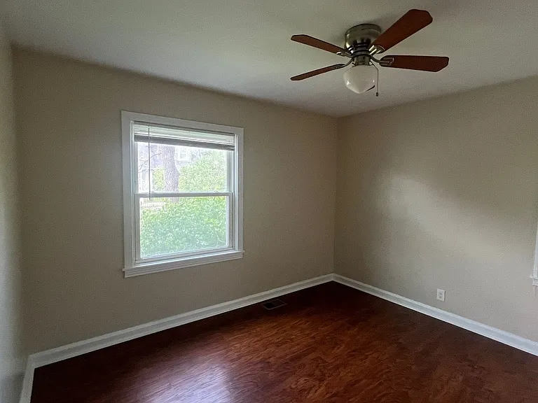 625 N 9th St — Photo 11