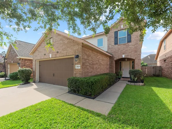 20619 Summer Retreat Ln, Cypress, TX 77433