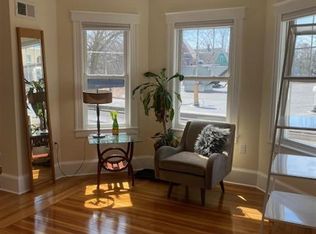 4 Barton St #1, Somerville, MA 02144