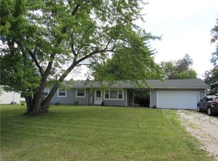 89 N Oakmont Dr, Northfield, OH 44067