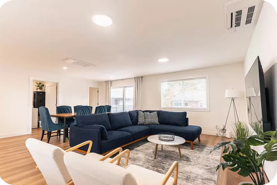 3 bed, 1700 sqft, $4,700 — Photo 4