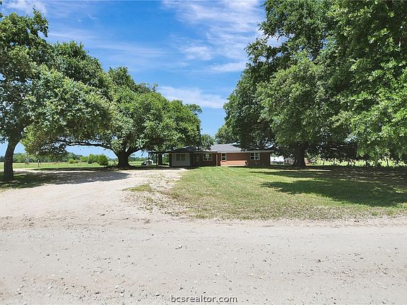 2nd image of 8542 Sloan Rd