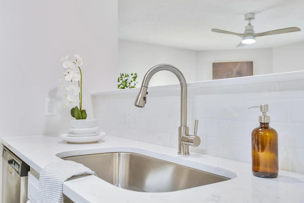 2 bed, 1020 sqft, $1,395 — Photo 4