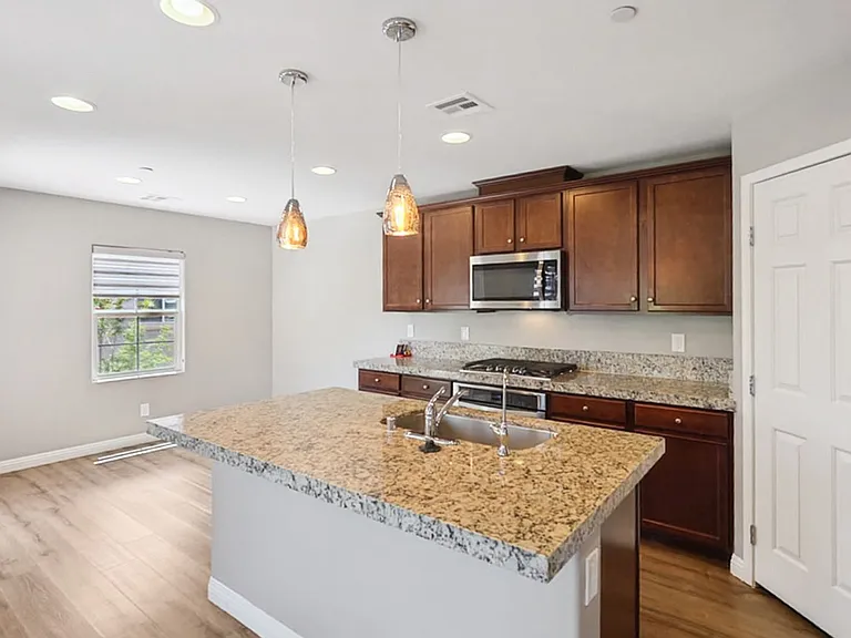 9940 Sable Point St — Photo 23