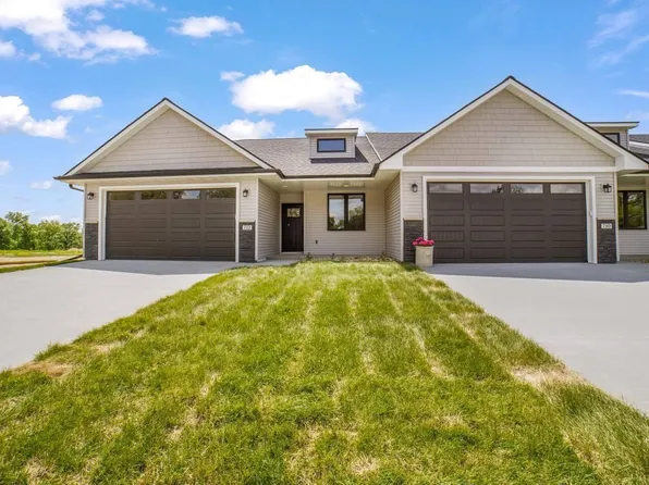 712 Academy Cir, Nevada, IA 50201