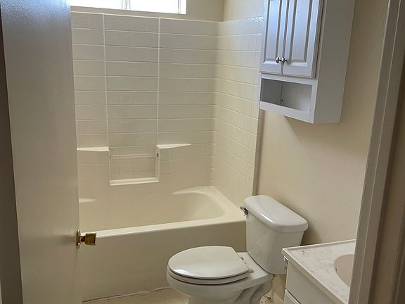 2nd image of 358 Rio Grande Ct APT A
