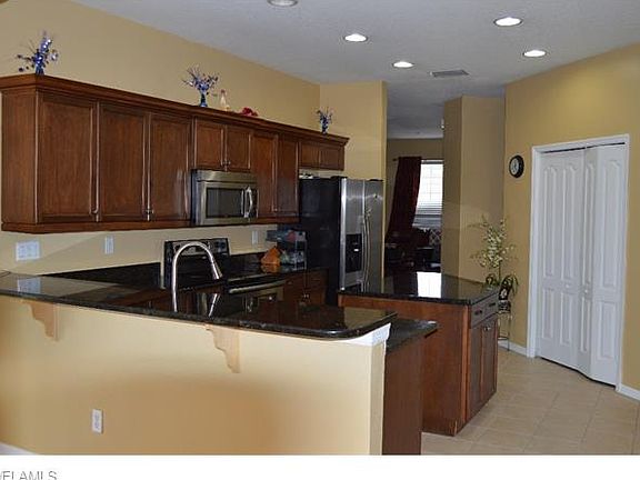 4th image of 12384 Crooked Creek Ln