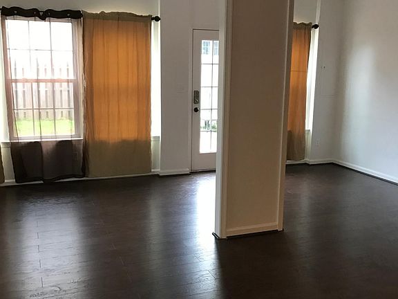 2nd image of 4635 Noland Blvd