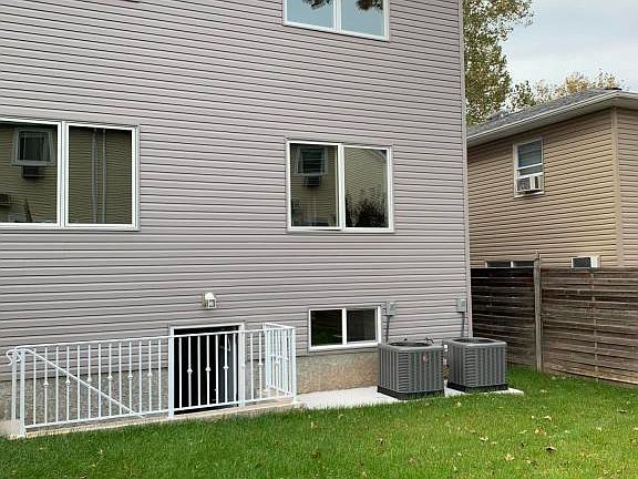 5th image of 251 Cambridge Ave #A
