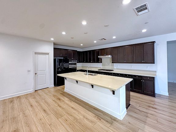 4th image of 4872 S Rosemary Way
