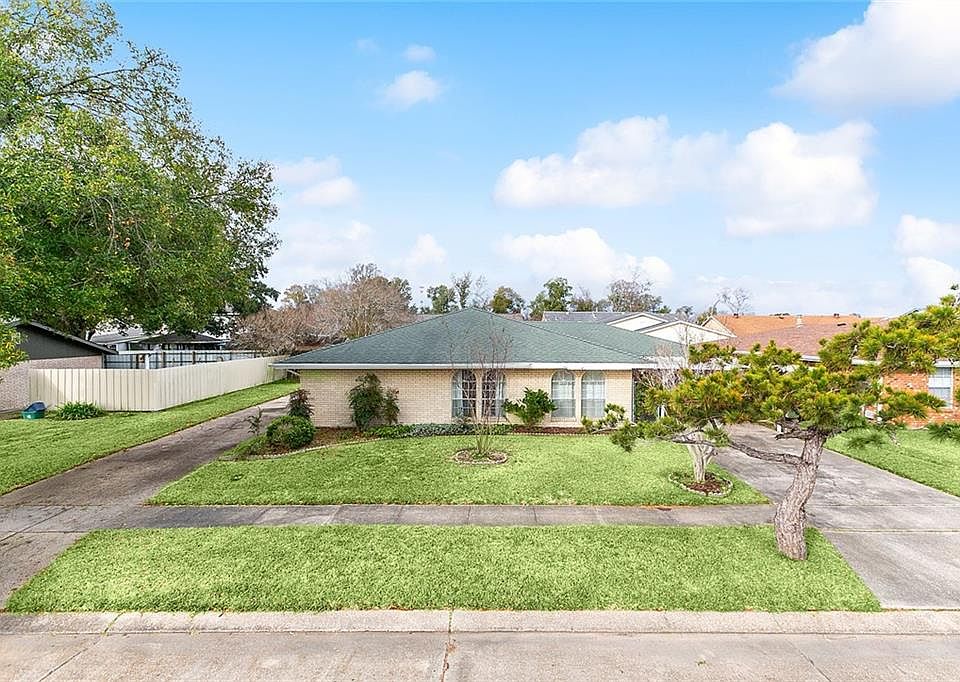 1st image of 1148 Candlelight Ct