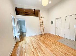 113 W 15th St APT 4F, New York, NY 10011