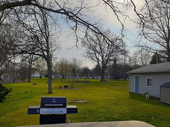 5th image of 48354 Mallard Dr