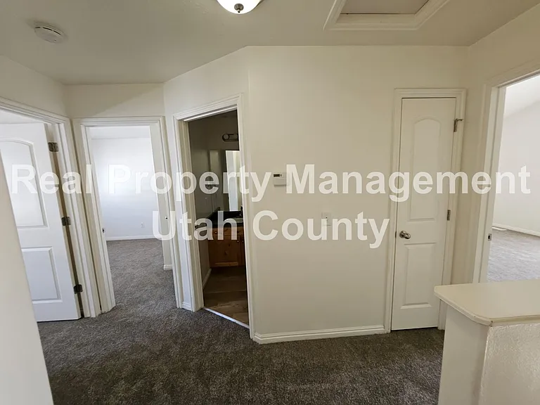 491 N 1235 W — Photo 8